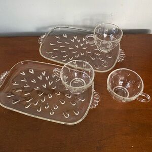Vintage Teardrop pattern Glass Snack Trays & cups set of 2 + xtra teacup